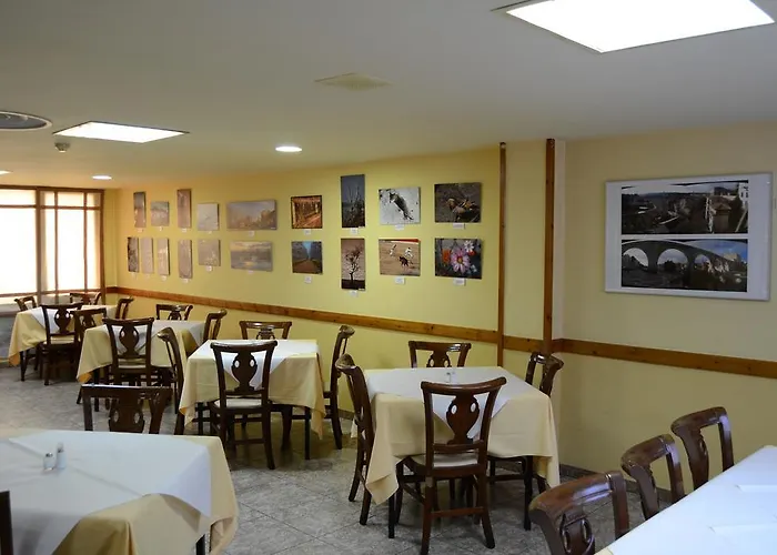 Rausan Hotell Alfajarín